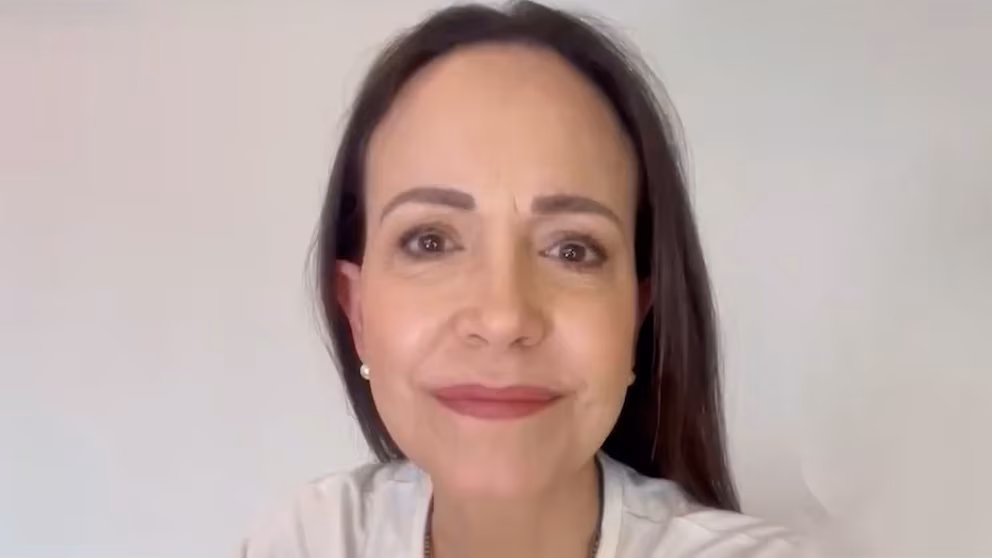 María Corina Machado durante su pronunciamiento sobre el fracaso del alistamiento militar promovido por Nicolás Maduro.